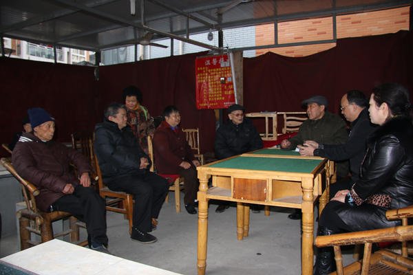 集團黨委、工會為退休職工送溫暖