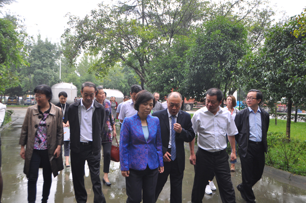 廠務(wù)公開暖人心，民主管理促發(fā)展